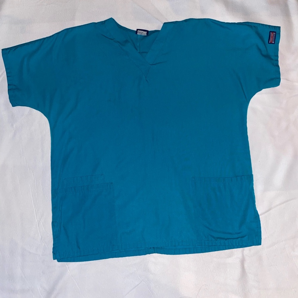 Cherokee Scrub Top